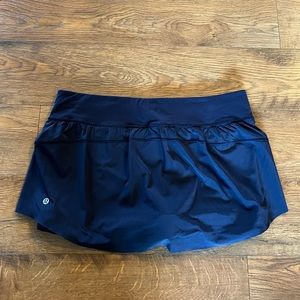 Lululemon navy blue skirt. Size 12. 2.5”.